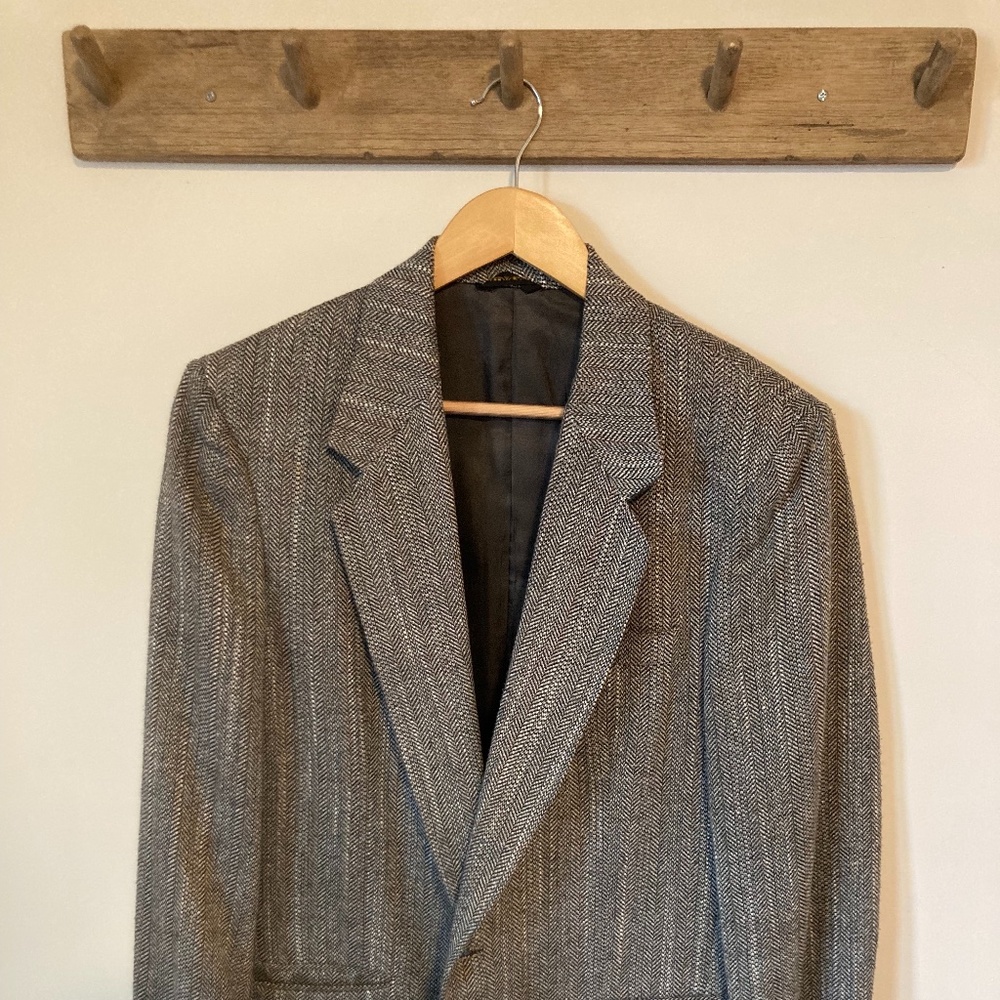 Gray Herringbone Blazer/Jacket - 36R